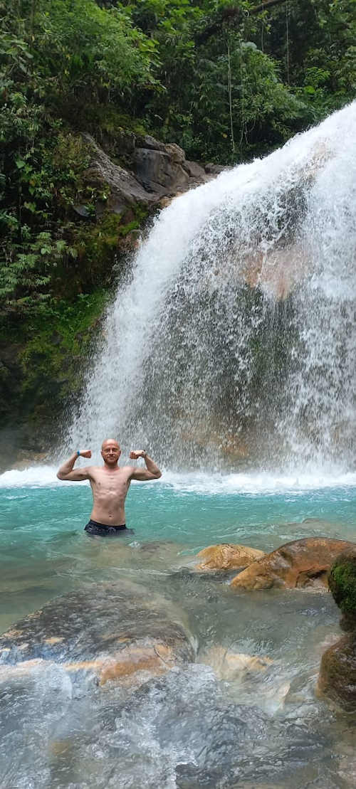 Blue Falls of Costa Rica - muscles at La Celestial.